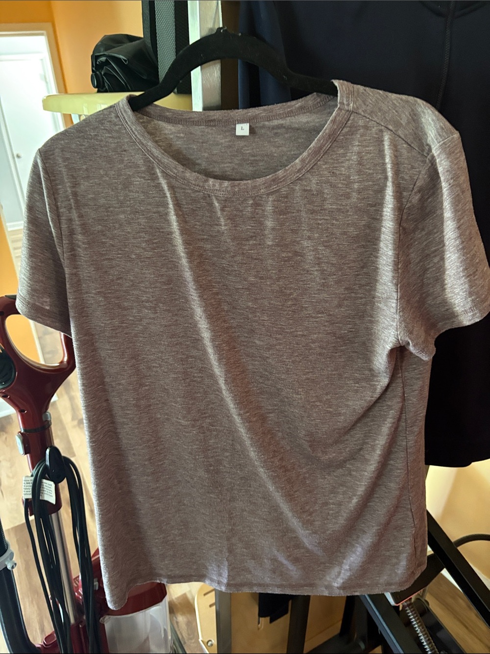 Amazon Essentials Heathered Mauve Short Sleeve Crewneck Tee